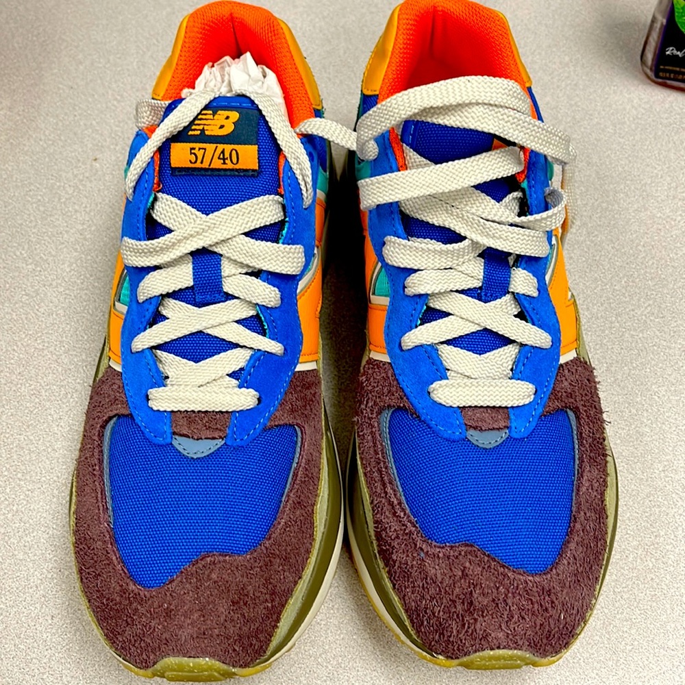 ***Brand new never worn*** size too big so I’m selling. 5740 New Balance